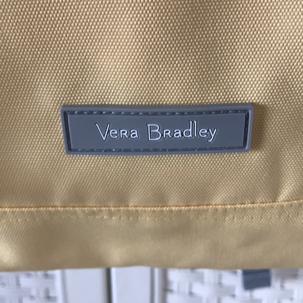 Vera Bradley lighten up Large XL backpack banana yellow NWT - Picture 2 of 8